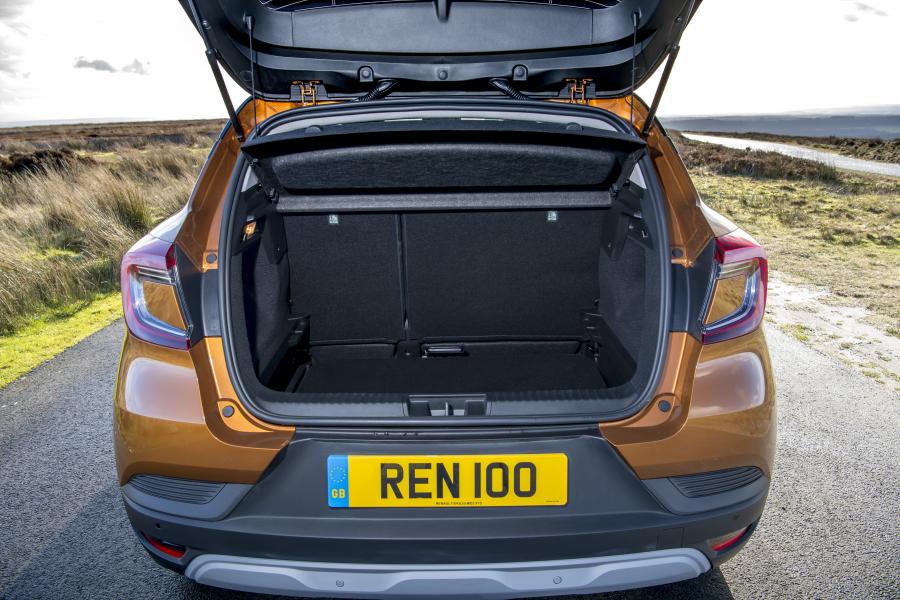Багажник Renault Captur Iconic 2019 года  (UK) (фото 8 из 40)
